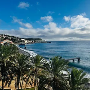 Affittacamere Residencial Santo Antonio, Santa Cruz (Madeira)